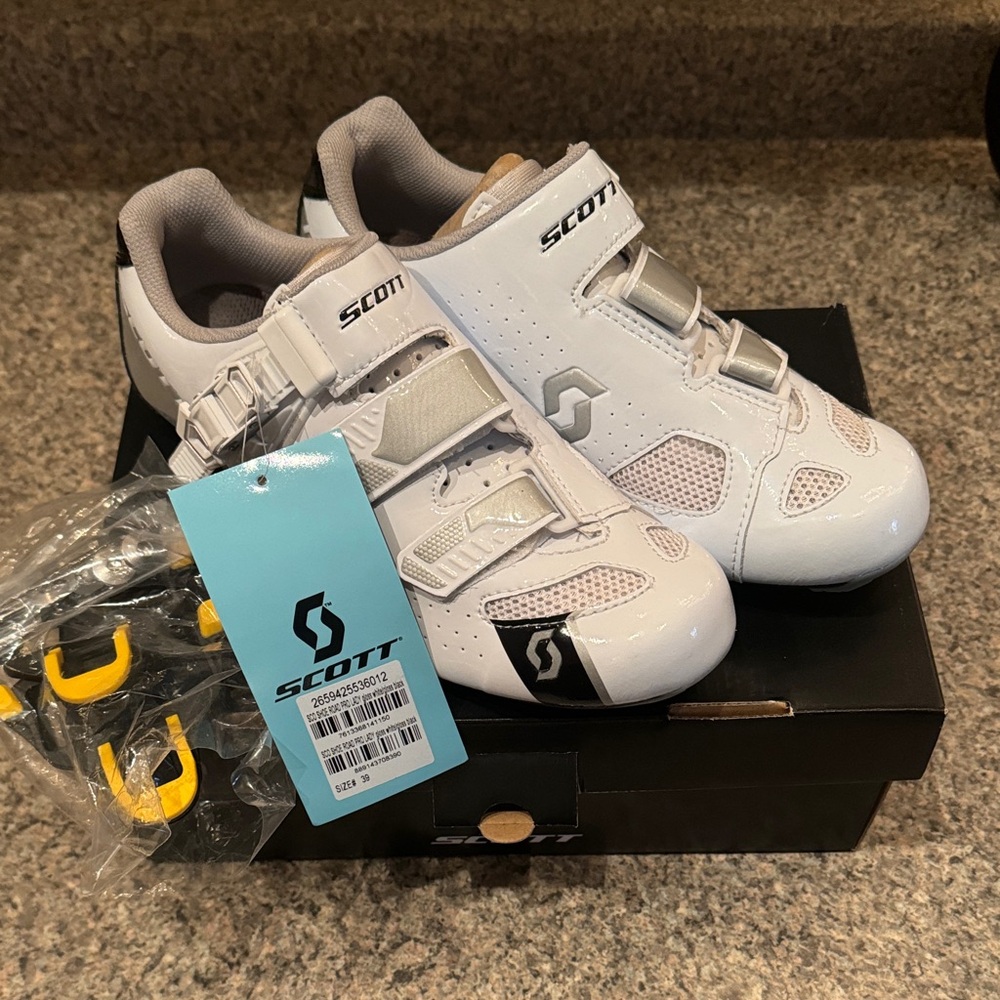 Scott Women's Road Pro Lady White and Gray Sneakers EU39/USW7.5